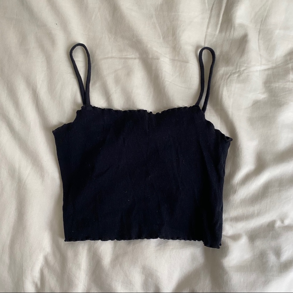 Lettuce edge Crop Top